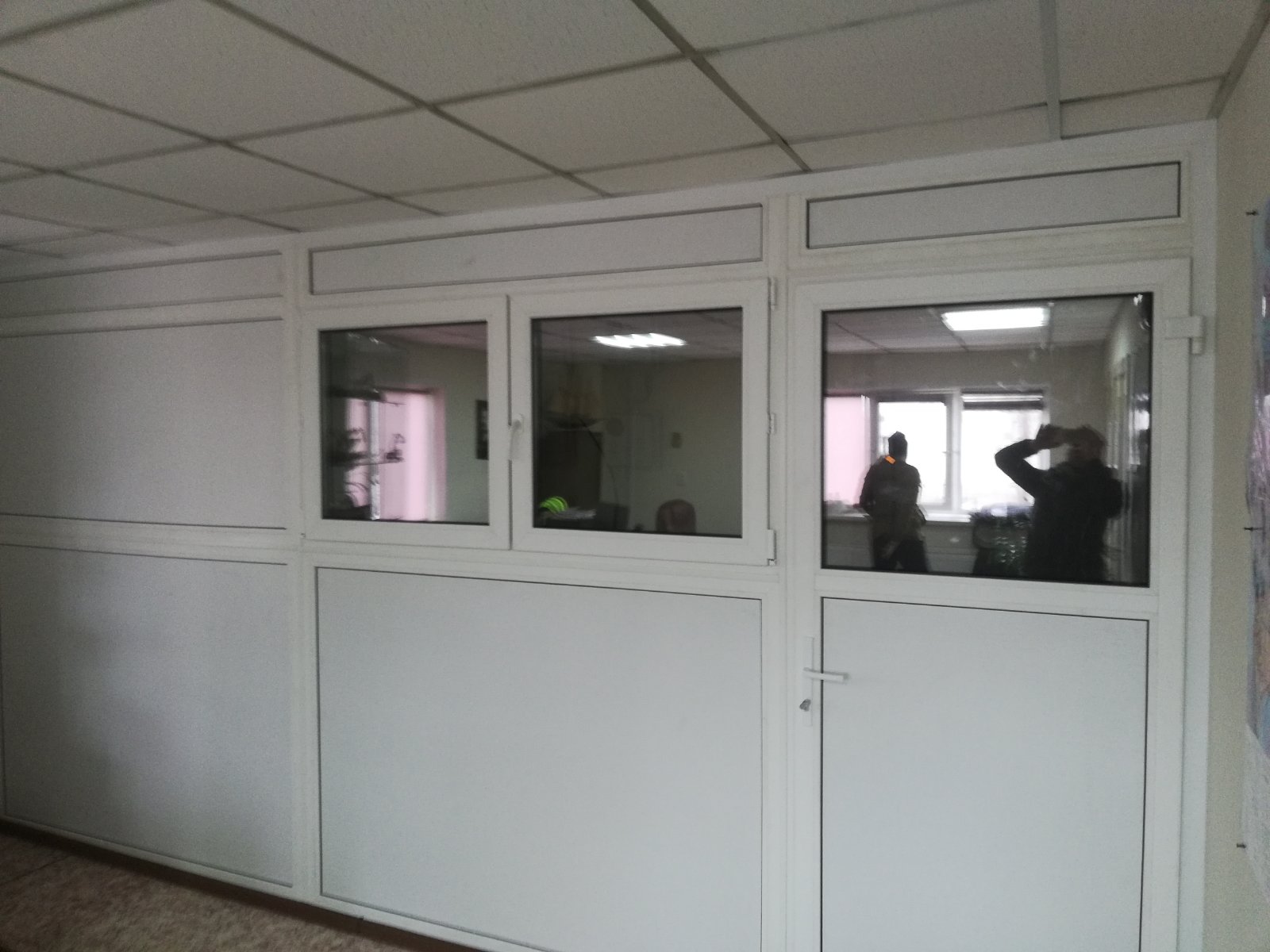 https://surgut.delaem-okna.ru/storage/app/uploads/public/63f/473/a55/63f473a552209499614788.jpg