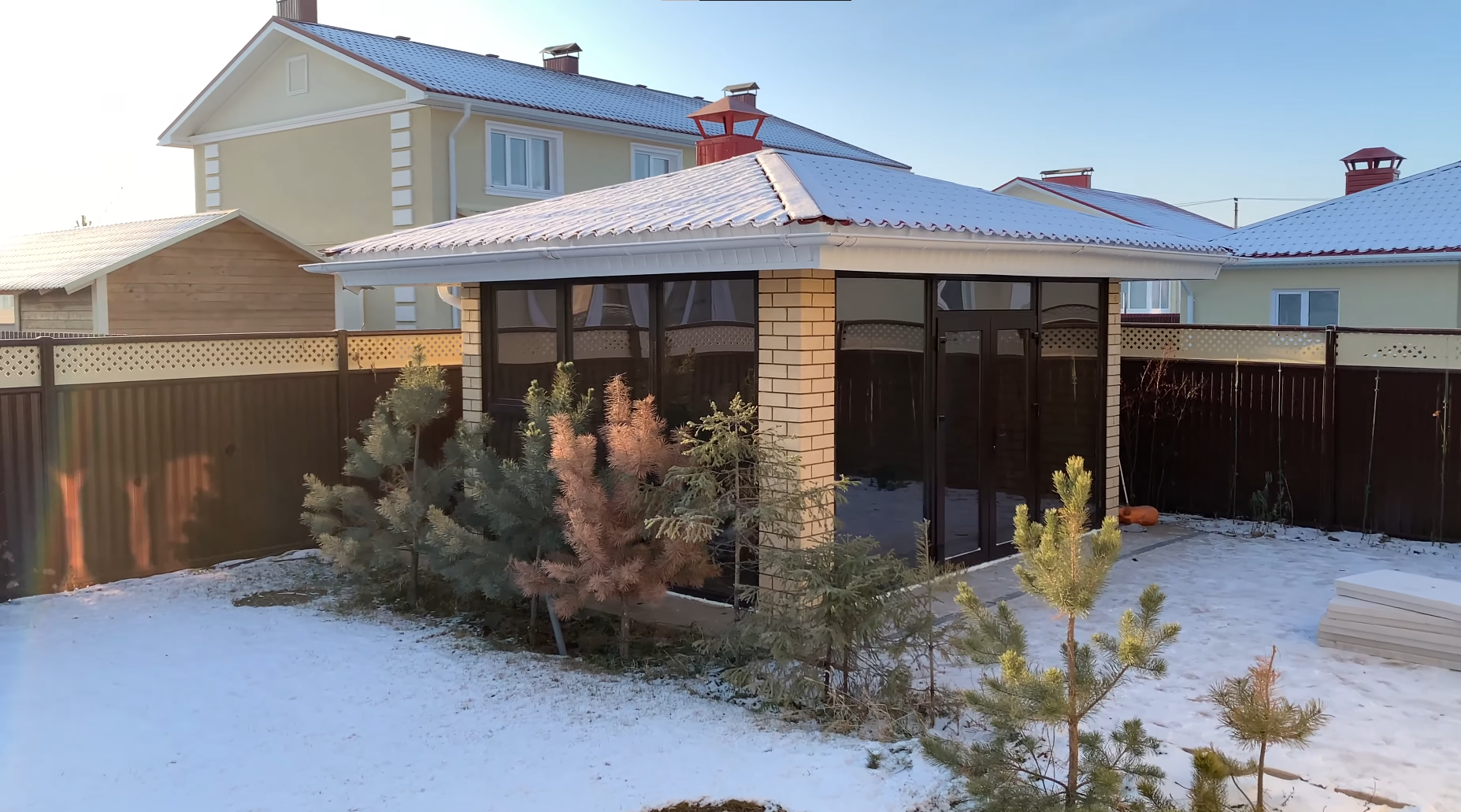 https://surgut.delaem-okna.ru/storage/app/uploads/public/63f/5bb/32c/63f5bb32cc603125300204.png